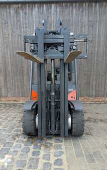 Diesel truck  Linde H25D-02 (8)