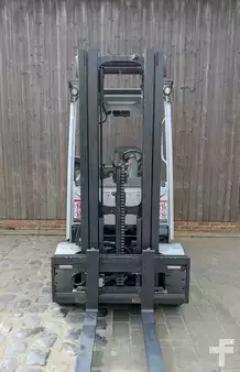 Eléctrica de 4 ruedas 2020  Still RX 60-25 (6)