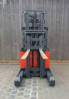 Reach Trucks 2020  Linde R14-01 (8)