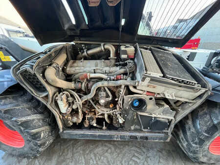 Wózki teleskopowe sztywne 2020  Bobcat TL38.70HF (16)