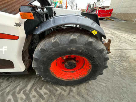 Wózki teleskopowe sztywne 2019  Bobcat TL38.70HF (11)