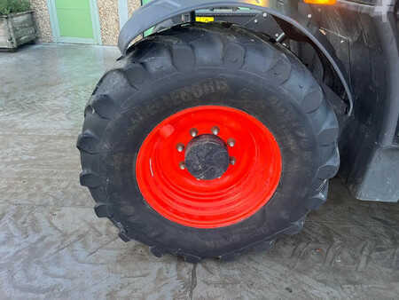 Wózki teleskopowe sztywne 2019  Bobcat TL38.70HF (10)