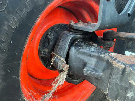 Wózki teleskopowe sztywne 2019  Bobcat TL38.70HF (16)