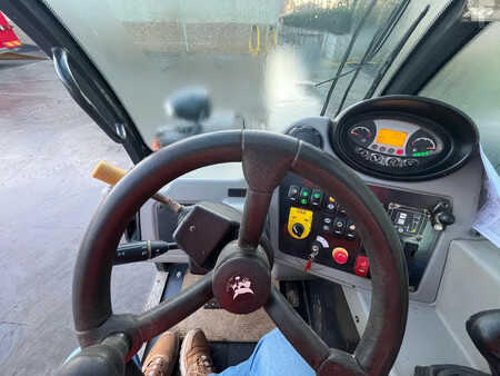 Wózki teleskopowe sztywne 2019  Bobcat TL38.70HF (23)