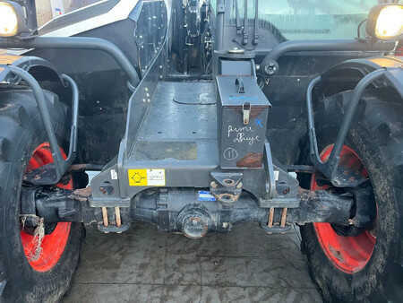 Wózki teleskopowe sztywne 2019  Bobcat TL38.70HF (8)