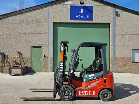 Carrelli elevatori diesel 2017  Heli CPCD18 (1)