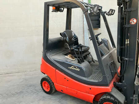 Chariots élévateurs GPL 2006  Linde H16T-03 H16T-03 (2)