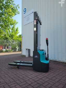 Apilador eléctrico 2025  Baoli KBSI 12 (1)