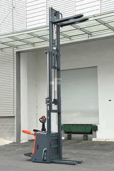 Vertikální vychystávací vozík 2025  Heli CDD16-A2FLiH (13)