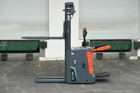 Vertikální vychystávací vozík 2025  Heli CDD20-A2FLiH (13)