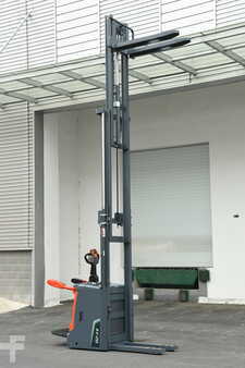 Vertikální vychystávací vozík 2025  Heli CDD20-A2FLiH (16)