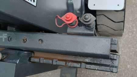 Diesel heftrucks 2017  Still Diesel Forklift RX70-30 /4.6m/ 5558m.h./ 3t/ 4ventil (16)