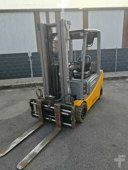 4-wiel elektrische heftrucks 2019  Jungheinrich EFG 320 (1)