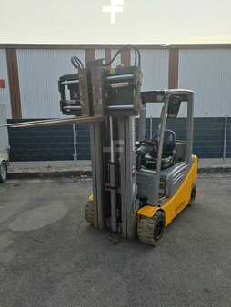 4-wiel elektrische heftrucks 2019  Jungheinrich EFG 320 (5)