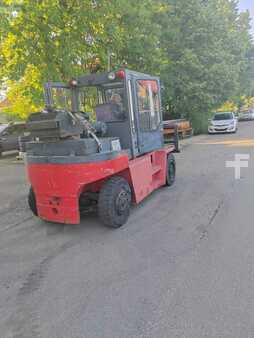 Diesel heftrucks 1990  Kalmar DB6-600 (24)
