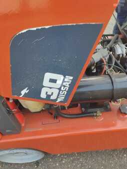 LPG heftrucks 2000  Nissan CPJ02A30PV (7)