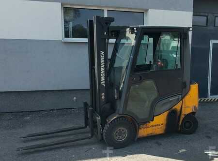 Diesel heftrucks 2015  Jungheinrich DFG316s (10)