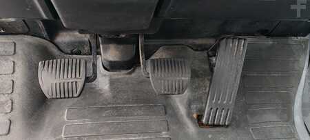 Chariots élévateurs GPL 2016  Toyota TA   02-8FGJF35 3.5t/ 4.3m/ 5000mh/ 4v (14)