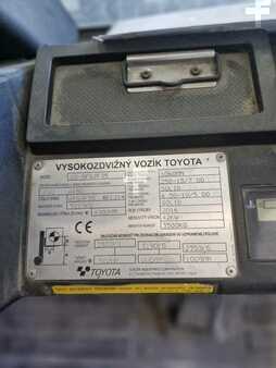 Chariots élévateurs GPL 2016  Toyota TA   02-8FGJF35 3.5t/ 4.3m/ 5000mh/ 4v (9)