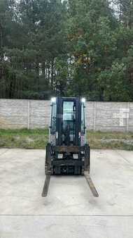 LPG heftrucks 2019  Still RX 70-35T (2)