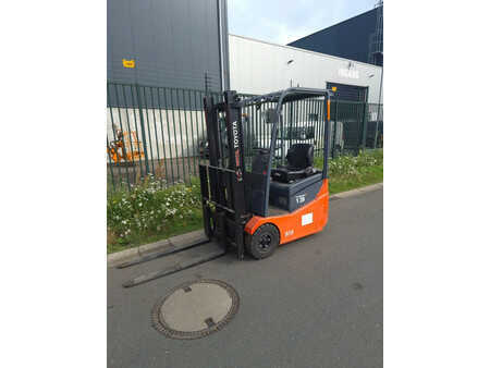 3-wiel elektrische heftrucks 2017  Toyota traigo 1.3 (1)