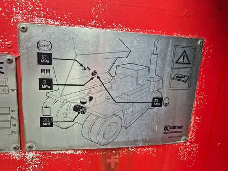 Nestekaasutrukki 2001  Kalmar Gcd 80-9 (11)