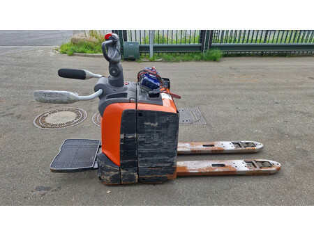 Elektro tříkolové VZV 2016  BT LPE 250 (4)