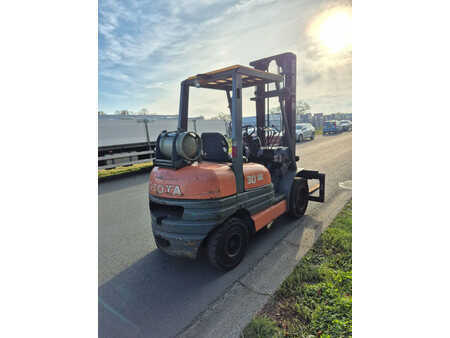 LPG VZV 1996  Toyota 02-6fgf30 (4)