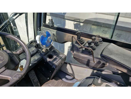 Chariots élévateurs diesel 2017  Toyota 2.5 06-8FD25F (10)