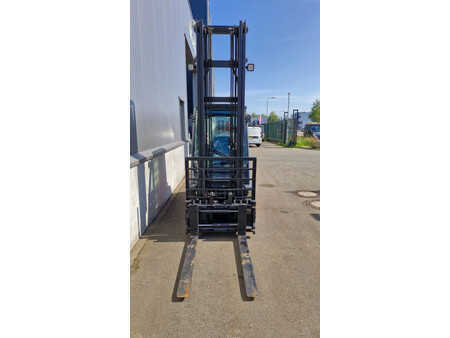 Chariots élévateurs diesel 2017  Toyota 2.5 06-8FD25F (6)