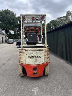 Elektrisk- 4 hjul - Nissan UB02L25U (7)