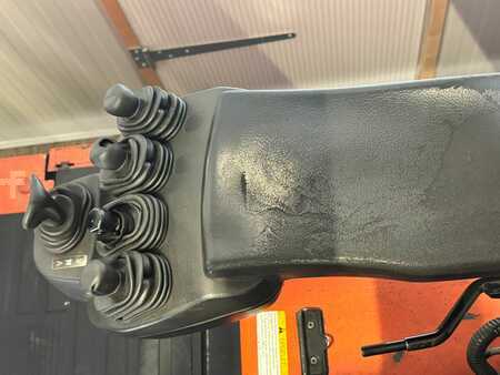 Elektro čtyřkolový VZV 2011  Toyota 7FBMF40 (5)