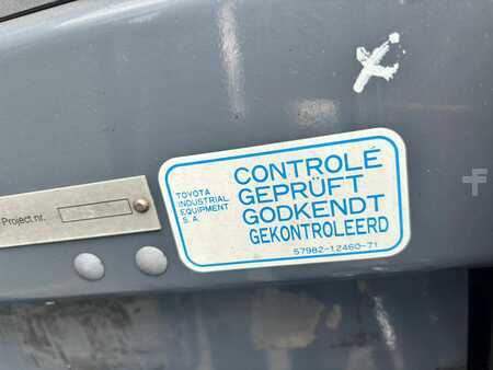 Elektro čtyřkolový VZV 2011  Toyota 7FBMF40 (6)