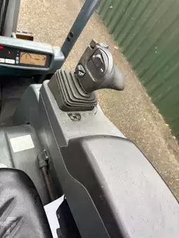 Carrelli elettrici 3 ruote 2012  Jungheinrich EFG 216 (10)