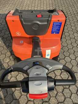 Elektromos emelőkocsik 2020  Toyota LWE180 (5)