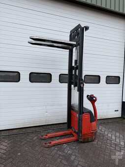 Ruční vysokozdvižný vozík 2004  Linde l 10 (1)