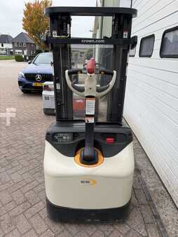 Hochhubwagen 2015  Crown ES 4000 (4)