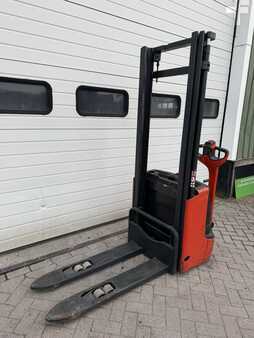 Hochhubwagen 2012  Linde l10 (1)