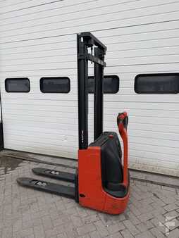 Hochhubwagen 2012  Linde l10 (2)