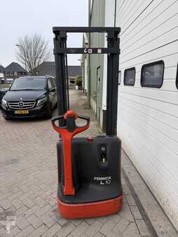 Hochhubwagen 2012  Linde l10 (3)