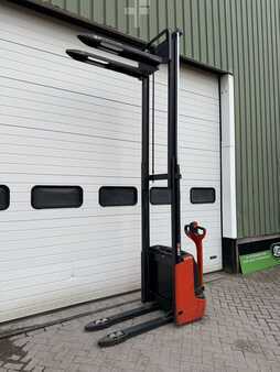 Hochhubwagen 2012  Linde l10 (7)