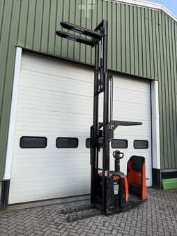 Reachstacker 2016  BT spe120 (1)