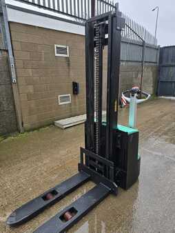 Magasemelésű béka 2020  Mitsubishi SBP10  (4)