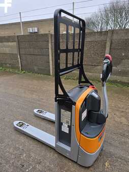 Transpaleta eléctrica 2020  Still EXU20 (1)