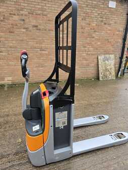 Transpaleta eléctrica 2020  Still EXU20 (2)