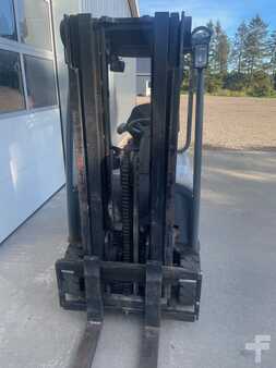 Eléctrico - 3 rodas 2008  Crown SC4220-1,8 (7)