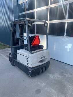 Eléctrico - 3 rodas 2008  Crown SC4220-1,8 (8)