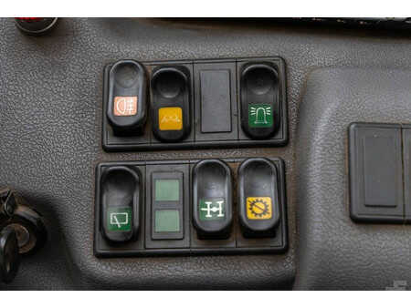 Chariots téléscopiques fixes 2015  Manitou MLT 629 (19)