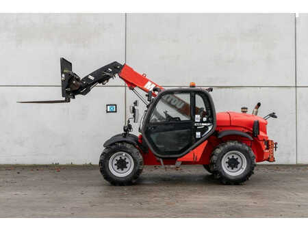 Chariots téléscopiques fixes 2015  Manitou MLT 629 (4)