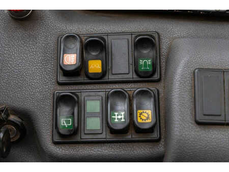 Chariots téléscopiques fixes 2017  Manitou MLT 629 (19)